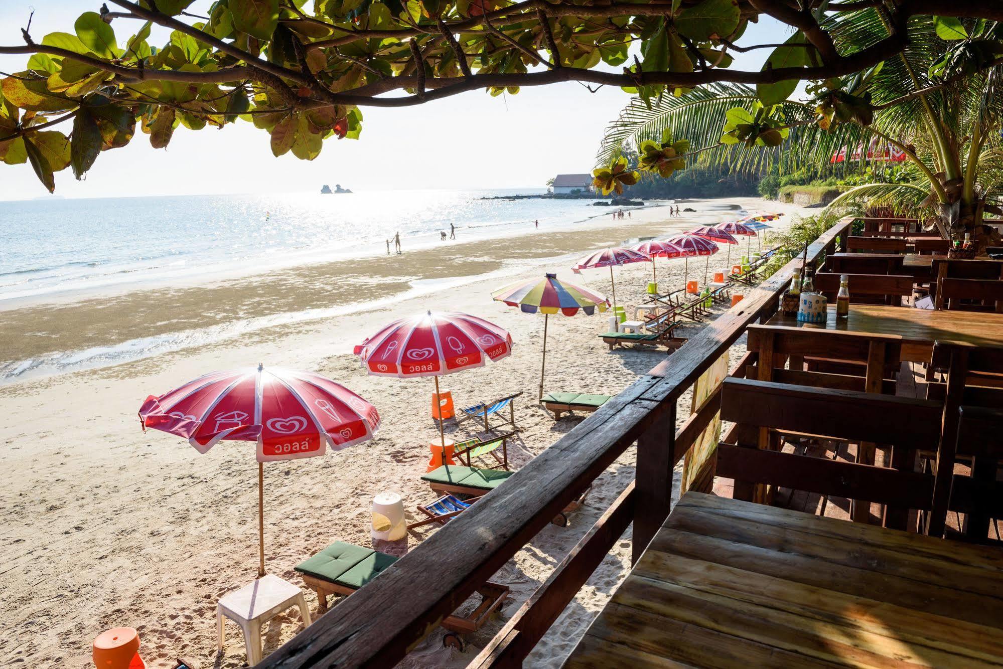 Baansuan Aokhai Beach Resort ماي بيم المظهر الخارجي الصورة