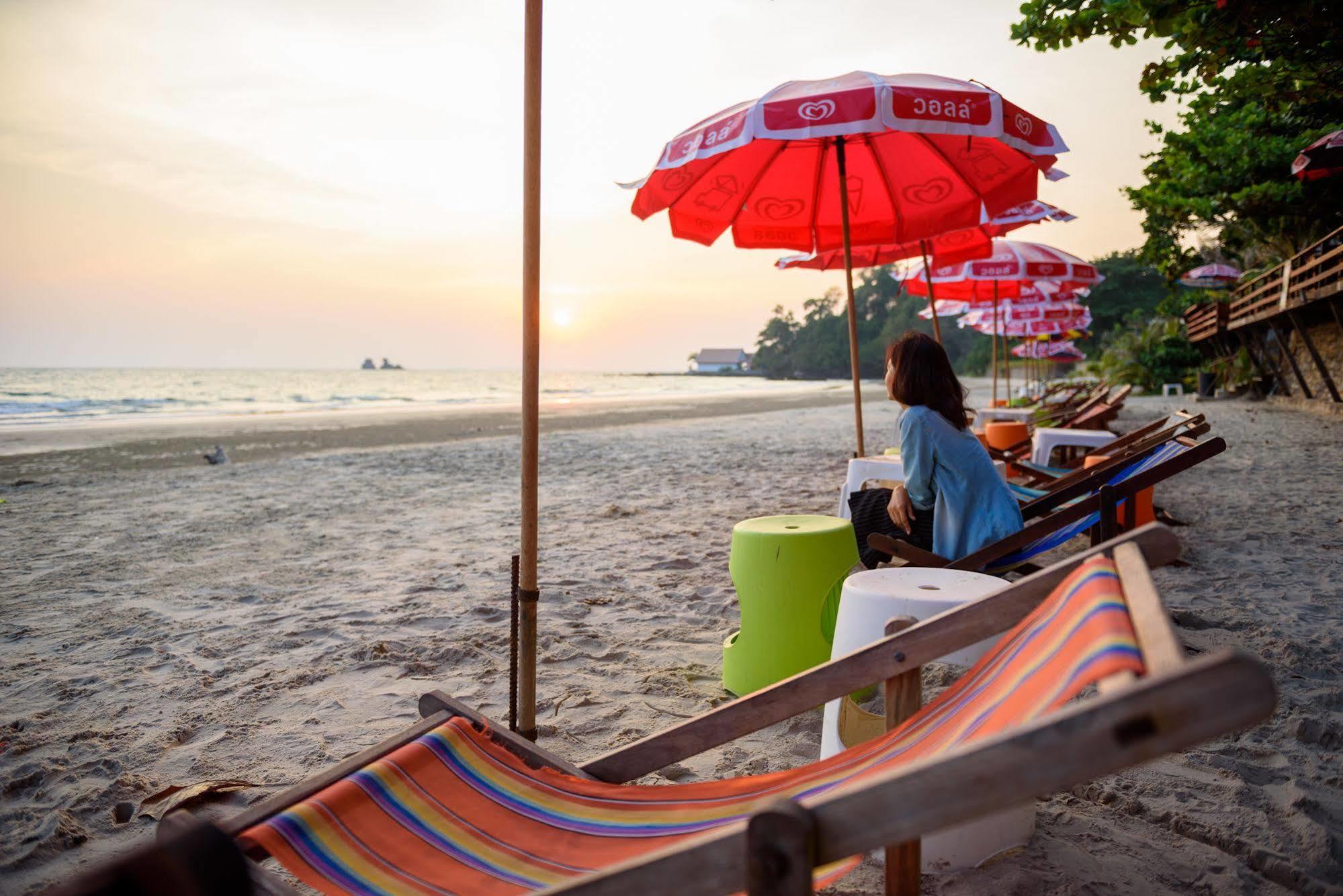 Baansuan Aokhai Beach Resort ماي بيم المظهر الخارجي الصورة